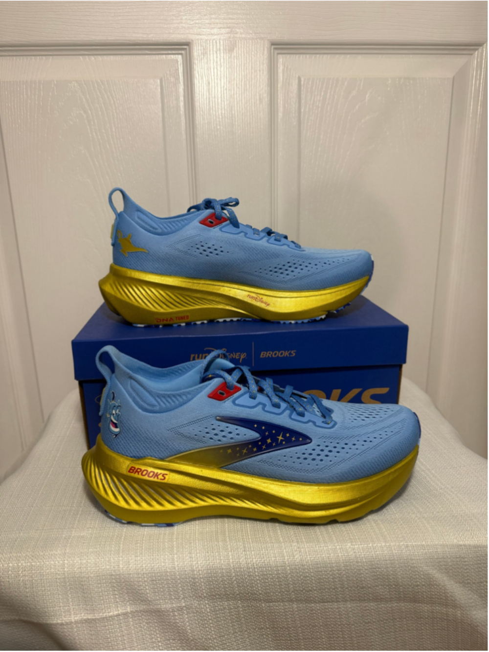 Women's Brooks Glycerin 23 Genie Sneakers Size 9 Blue Gold NWT